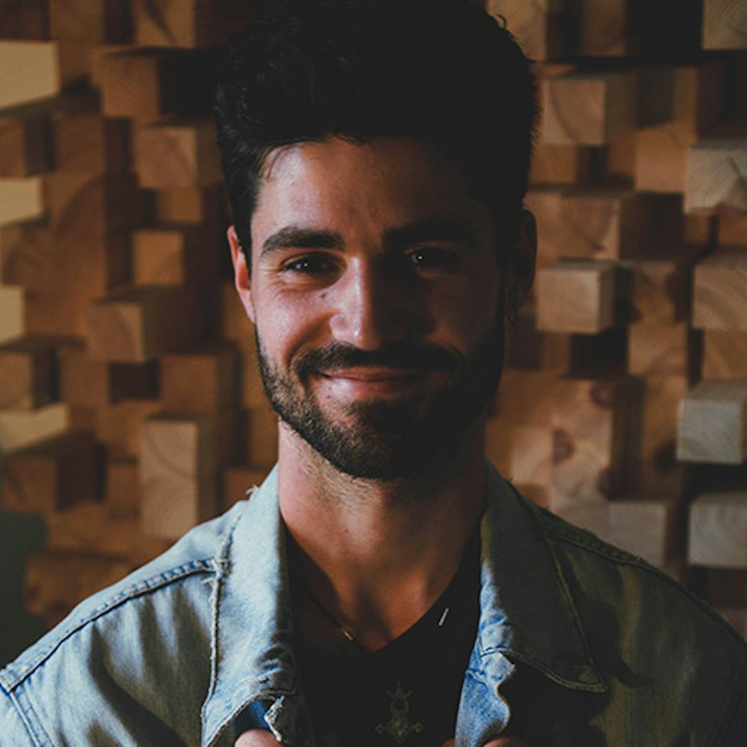 Free String Music 58 • Free Music For Creators • Uppbeat