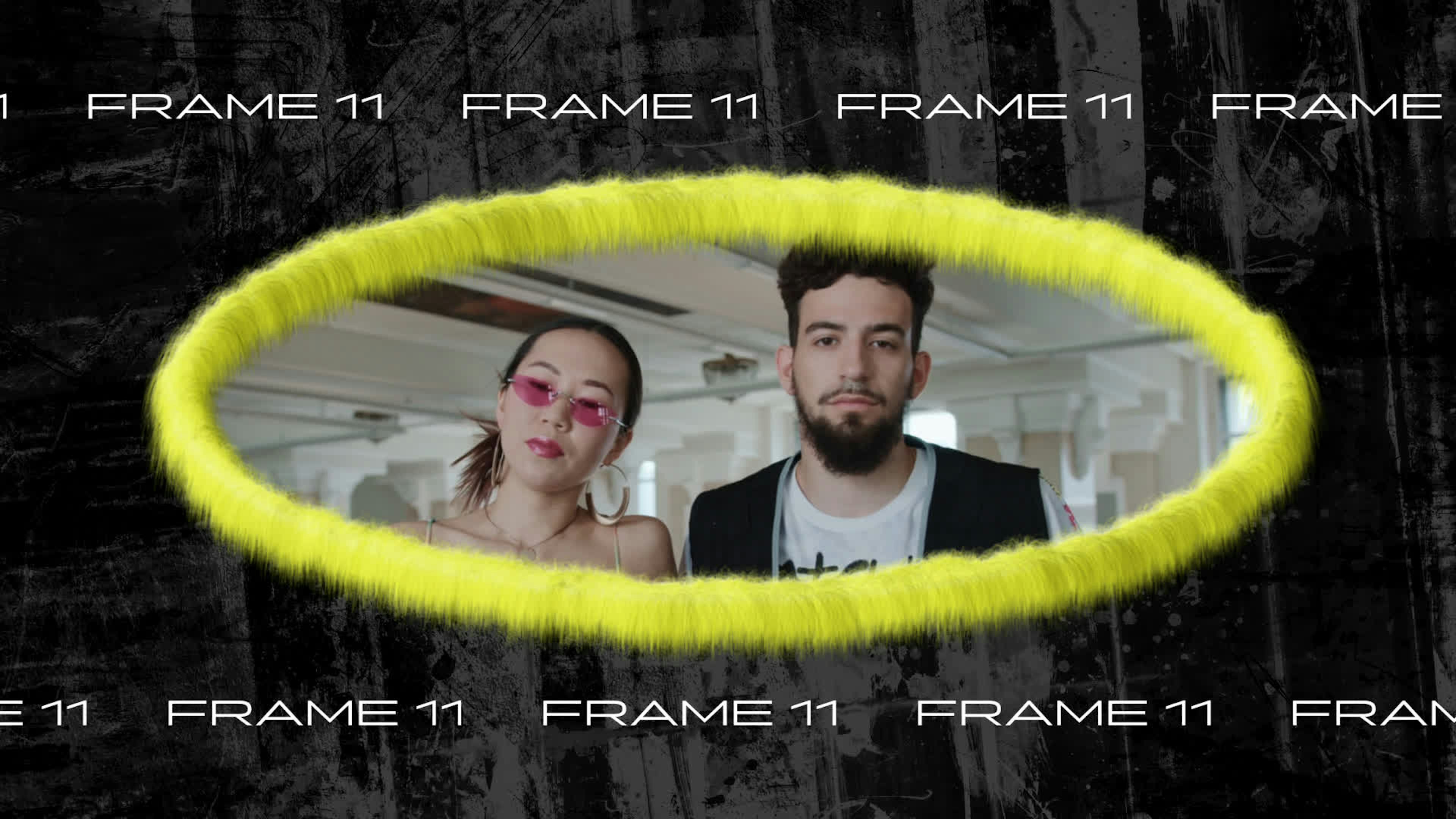 Bright Plush Frame - Eye